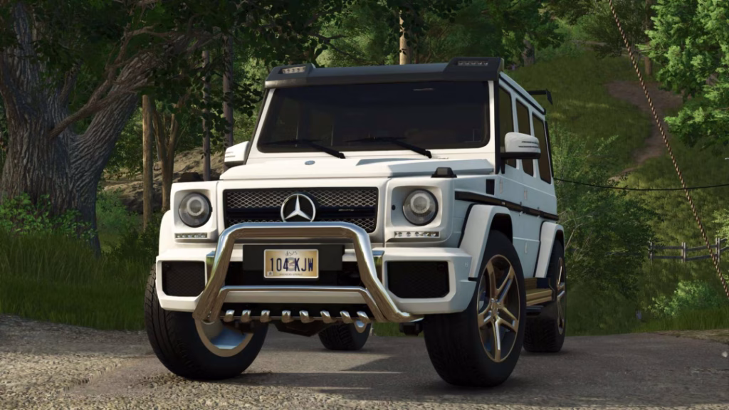White Mercedes Benz G65 AMG